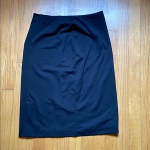 Uniqlo black skirt